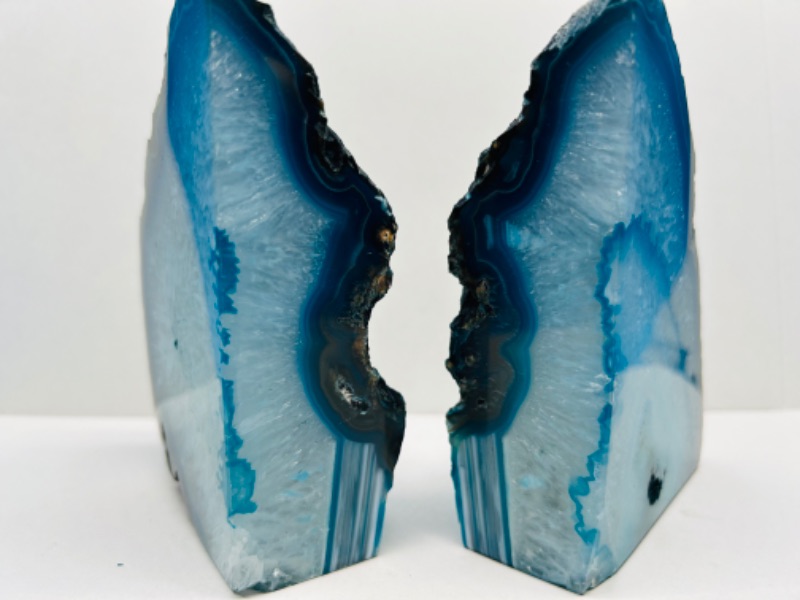 Photo 3 of 986902…agate base bookends  5 x 3” each
