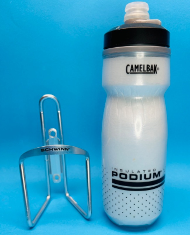Photo 1 of 986996… camelbak insulated bottle and schwinn bottle holder for bike