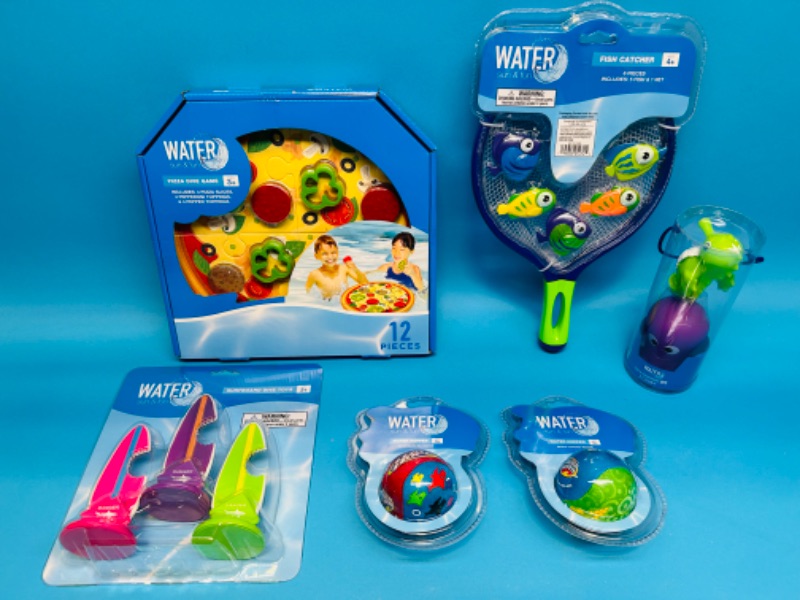 Photo 1 of 987025…water/pool toys