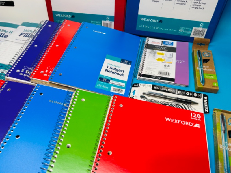 Photo 3 of 987069…binders, notebooks, pens, paper, folders