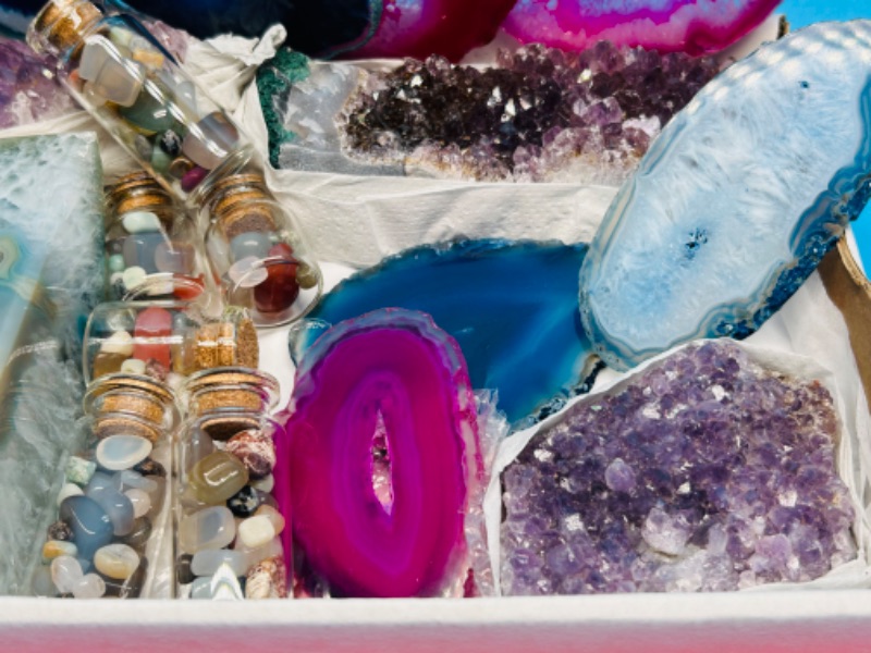 Photo 5 of 987083…amethyst, agate, and polished pebble collection 