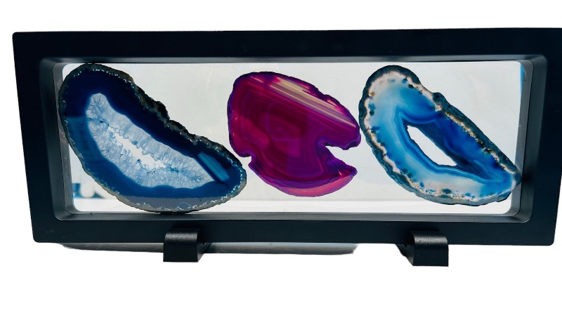 Photo 1 of 987084…agate slices in 9 x 4” display 