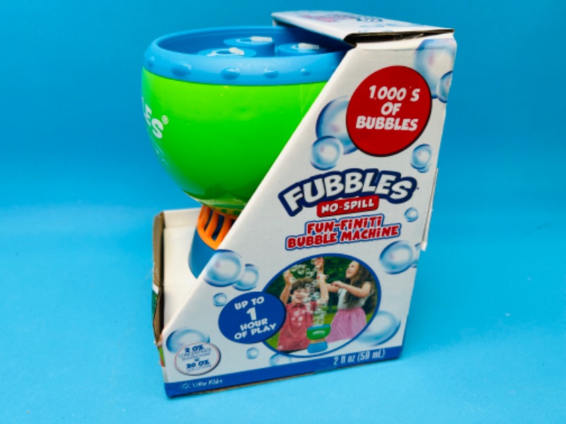 Photo 1 of 987115…Fubbles no spill fun-finiti bubble machine 