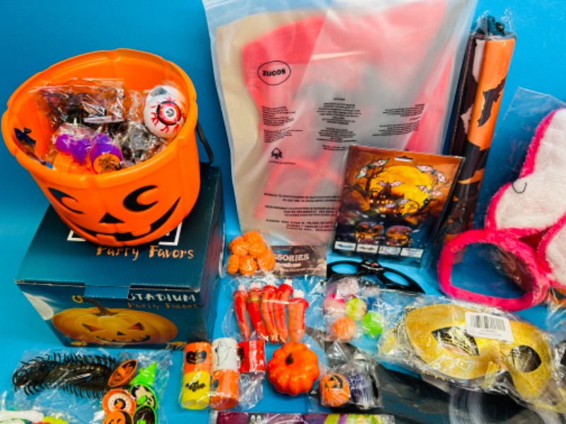 Photo 2 of 987174…Halloween items 