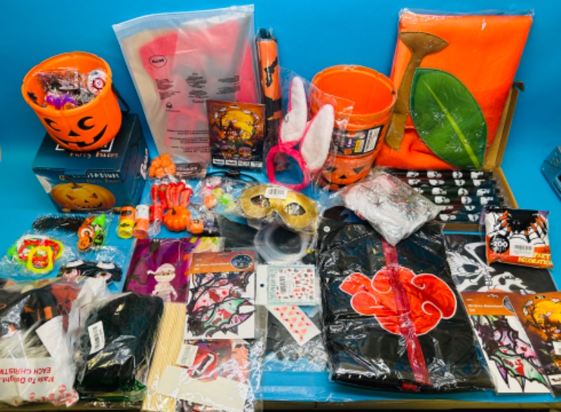 Photo 1 of 987174…Halloween items 