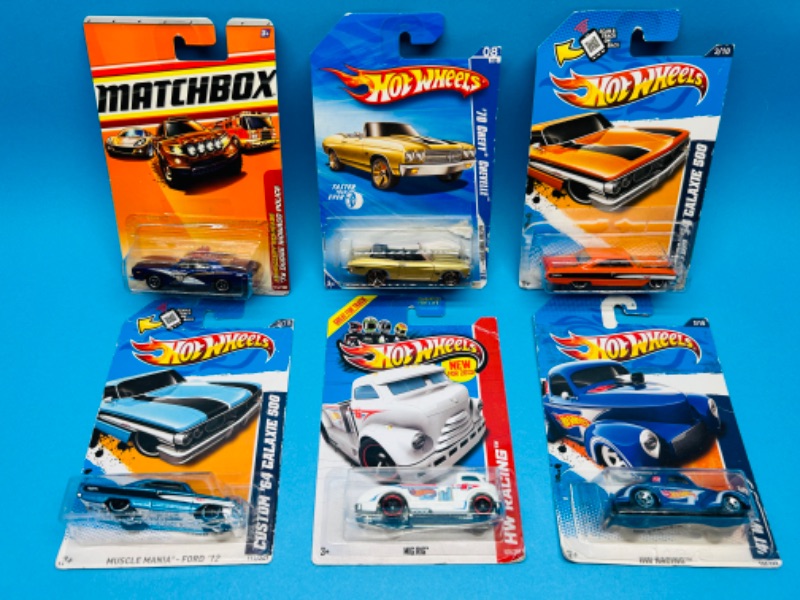 Photo 1 of 987291…damaged packages- die cast cars 