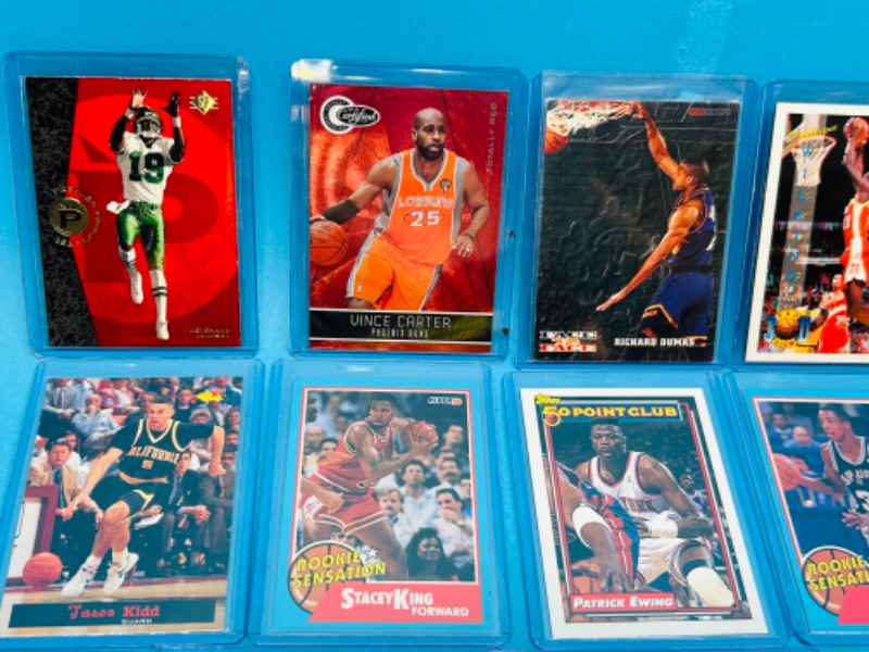 Photo 3 of 987403…15 sports trading cards in hard plastic sleeves 