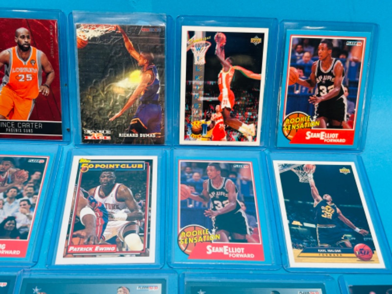 Photo 2 of 987403…15 sports trading cards in hard plastic sleeves 