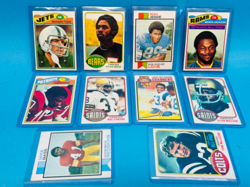 Photo 1 of 987410…10 Rookie cards from the 1970’s in hard plastic sleeves 