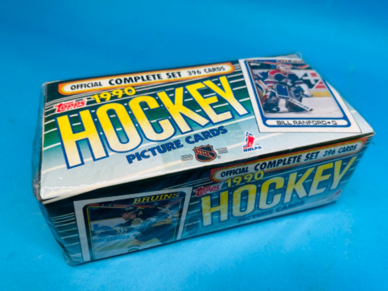 Photo 2 of 987424…sealed Topps 1990 hockey picture cards box 396 set