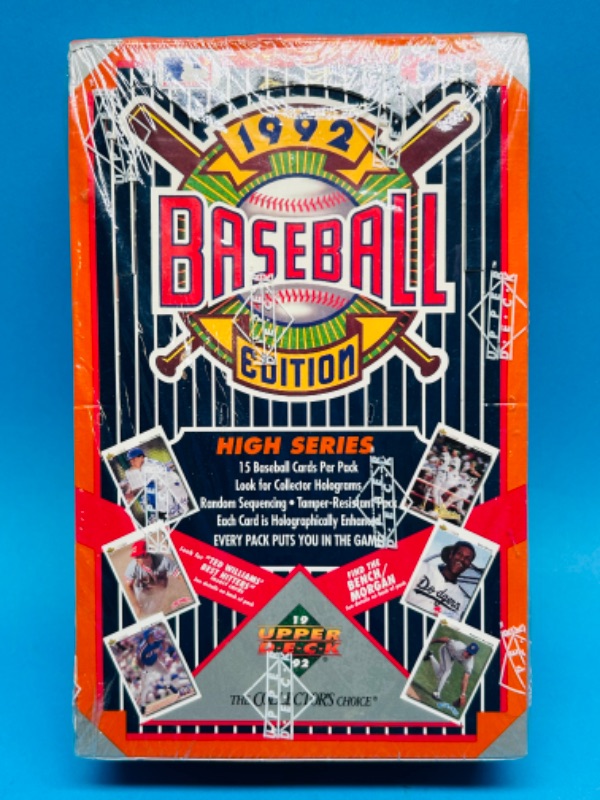 Photo 3 of 987426…sealed Upper Deck 1992 baseball cards high series box