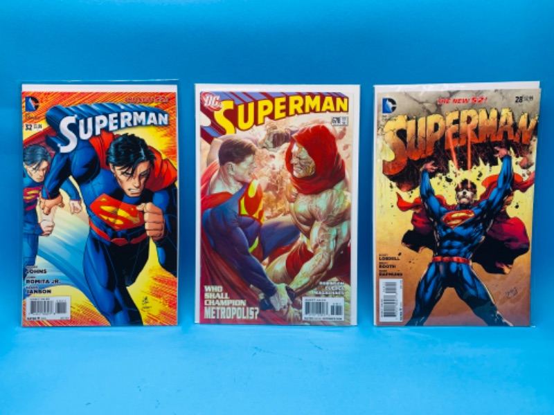 Photo 1 of 987529…3 Superman comics in plastic sleeves 