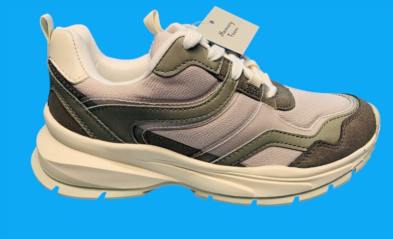 Photo 1 of 987623… woman’s memory foam shoes size 7.5 sneakers - a new day