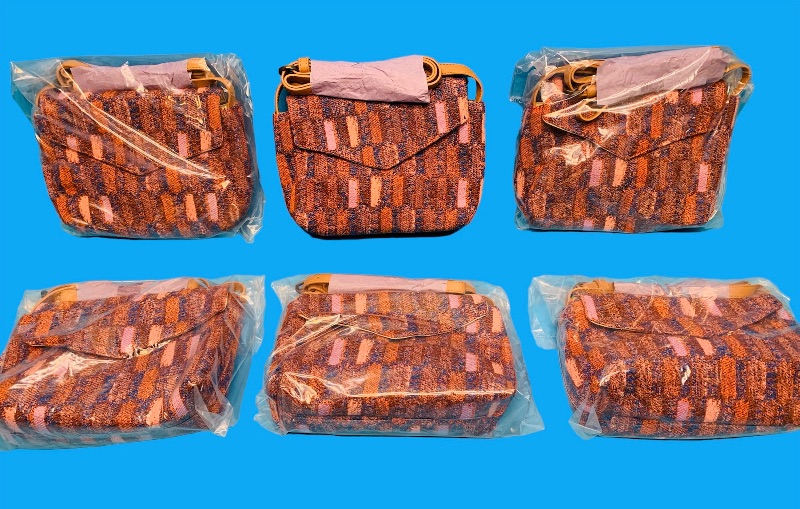 Photo 1 of 987654…6 multicolored purses 