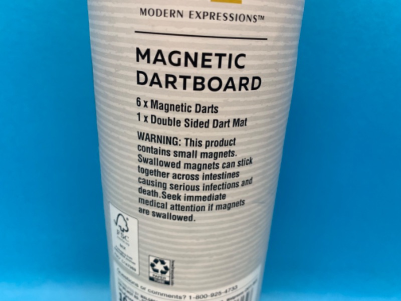 Photo 2 of 987734…magnetic dartboard 