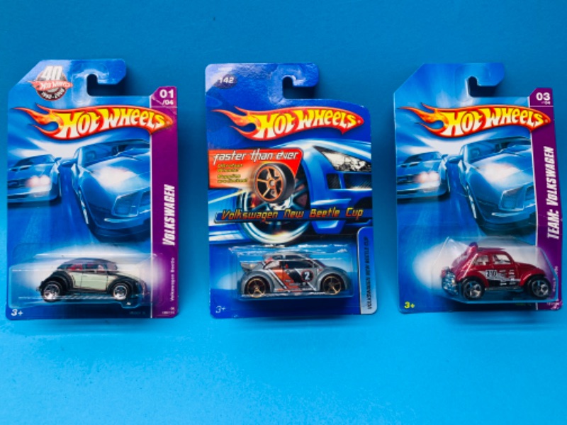 Photo 1 of 987797…3 hot wheels die cast Volkswagens