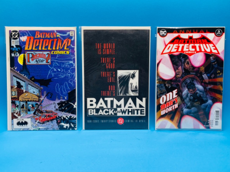 Photo 1 of 987828…3 Batman  comics in plastic sleeves 