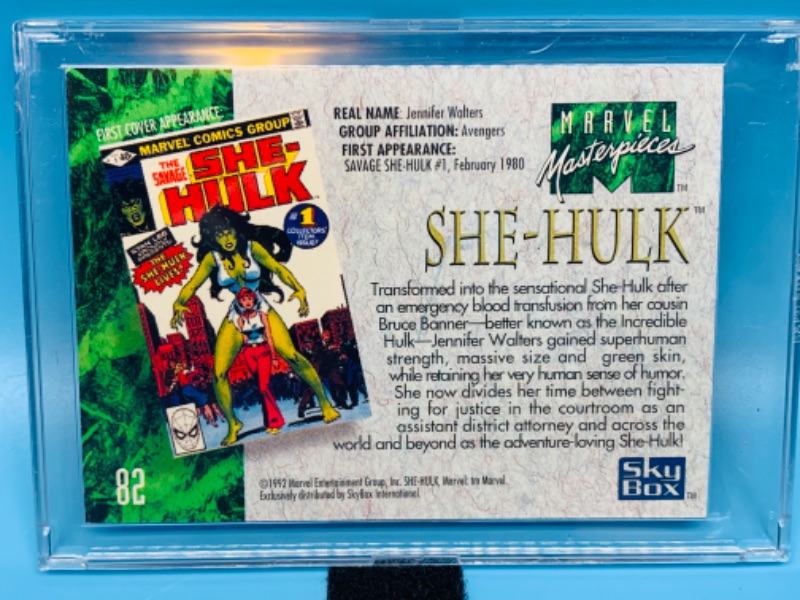 Photo 2 of 987956…1992 marvel masterpieces She-Hulk card 82  in hard plastic case 