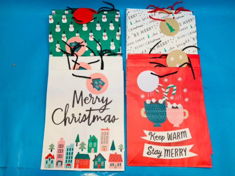 Photo 1 of 988182…12 large Christmas gift bags 