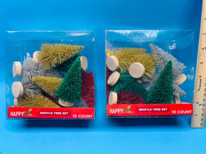 Photo 1 of 988238…20 small bristle trees