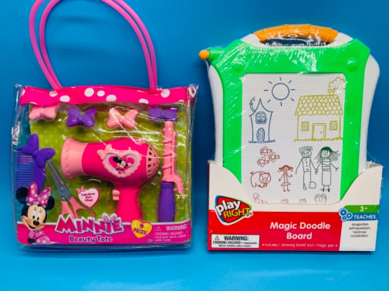 Photo 1 of 988324…Disney Minnie beauty tote and a doodle board 