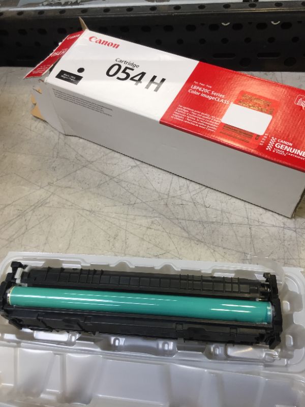 Photo 1 of OEM Guenuine Canon 054H Toner