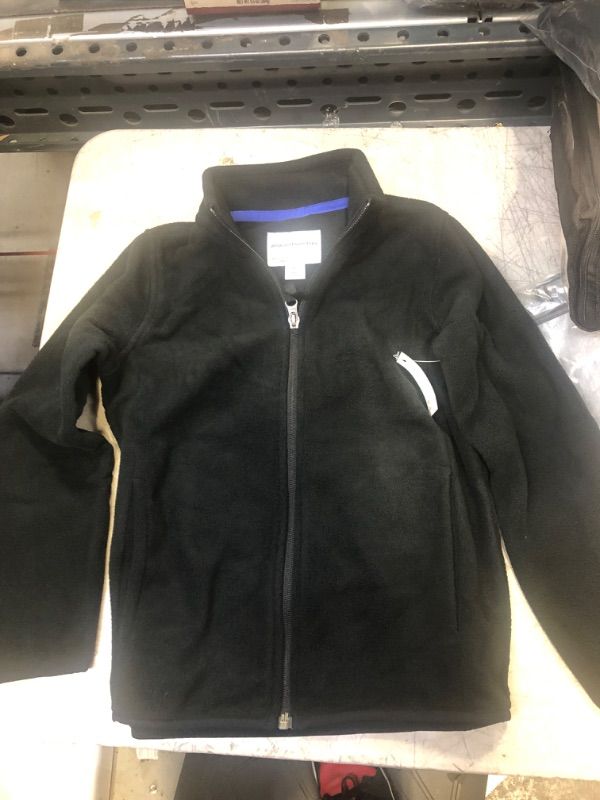 Photo 1 of Amazon Essentials Boys and Toddlers' Polar Fleece Full-Zip Mock Jacket SIZE: SMALL (6-7)