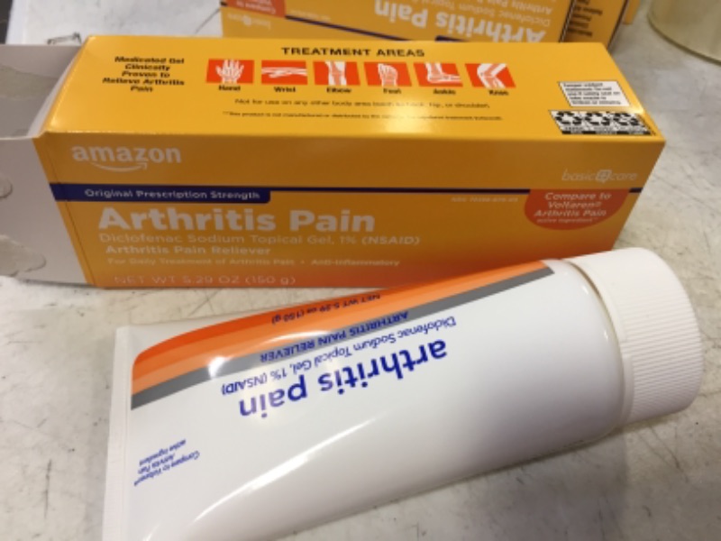 Photo 1 of Amazon Basic Care Arthritis Pain Relieving Gel, Diclofenac Sodium Topical Gel, 1% (NSAID),150 Grams 5.29 Ounce (Pack of 1)