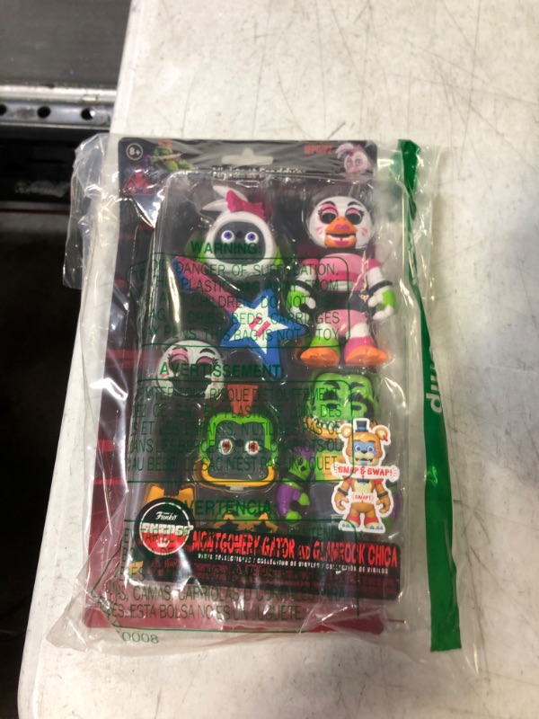 Photo 2 of Funko Snaps!: Five Nights at Freddy's - Montgomery Gator and Glamrock Chica (2-Pack)