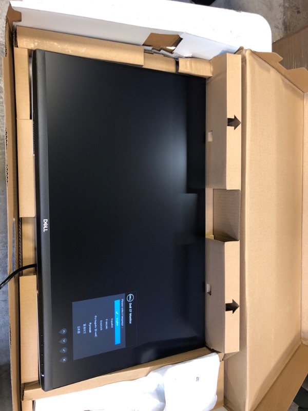 Photo 1 of Dell 27-inch USB-C Monitor - Full HD (1920 x 1080 Display, 75Hz Refresh Rate, 4MS Grey-to-Grey Response Time (Extreme Mode), Dual 3W Built-in Speakers, HDMI, IPS, AMD FreeSync, Silver - S2723HC