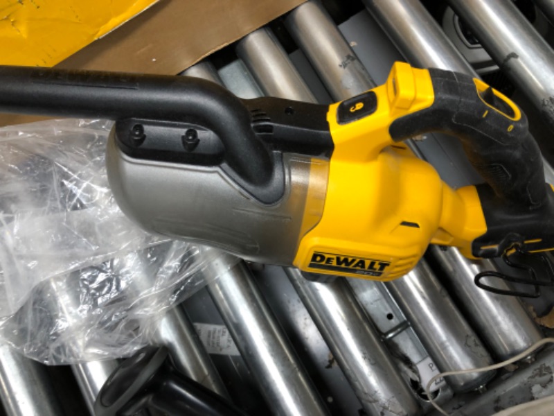 Photo 3 of Cordless dry hand vacuum