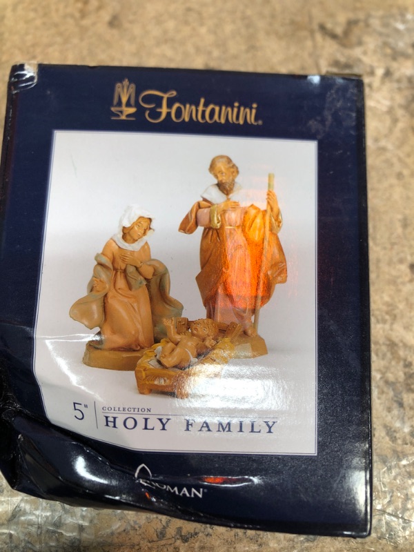 Photo 1 of 5" HOLY FAMILY