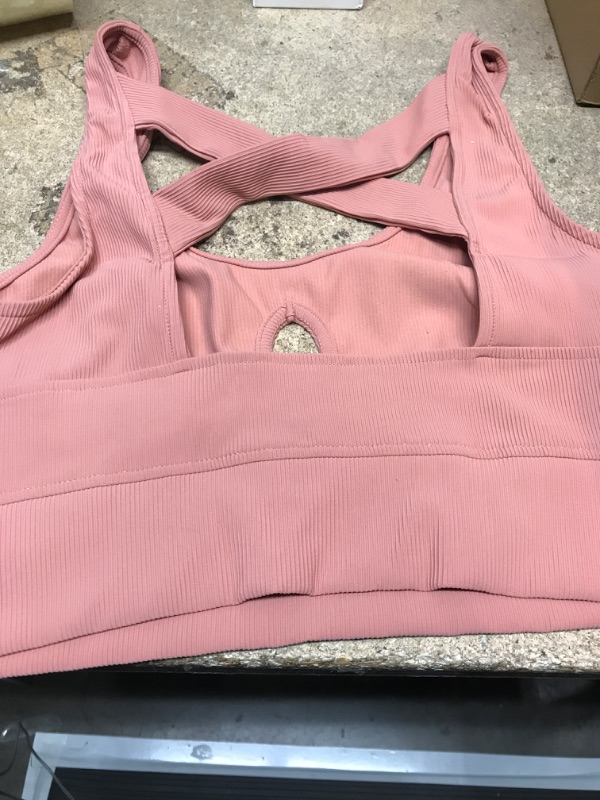 Photo 2 of Women's Athletic Top M