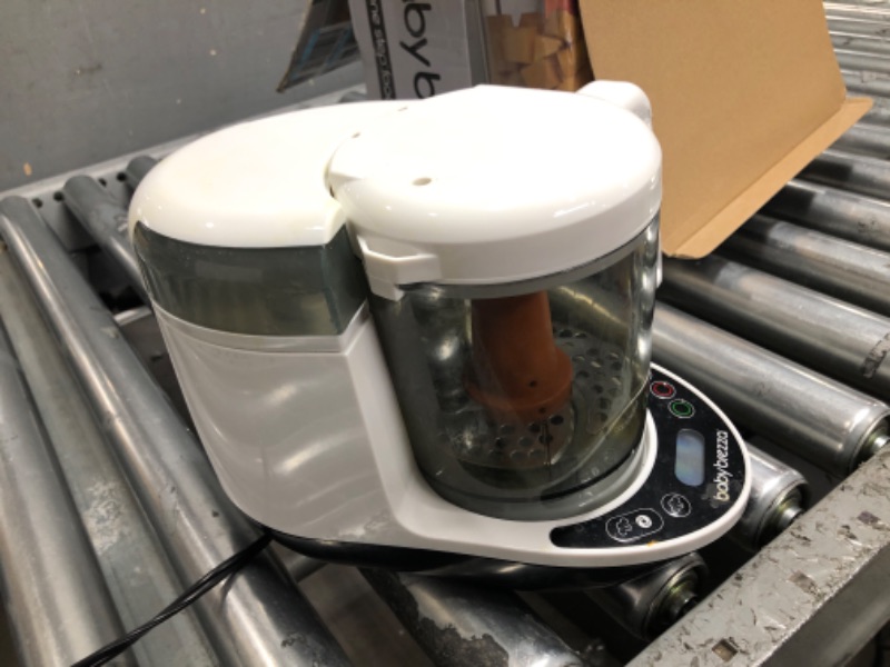 Photo 2 of **USED/DIRTY**
Baby Brezza One Step Baby Food Maker Deluxe – Cooker and Blender in One to Steam and Puree Baby Food 