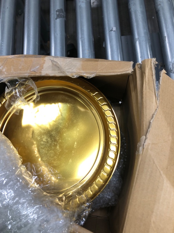 Photo 1 of Lallisa 200 Pieces 9 Inch Plastic Disposable Plates Heavy Duty Round Dinner Plates Bulk for Serving Desserts Birthday Wedding Thanksgiving Christmas Holiday Events Party Supplies (Gold)