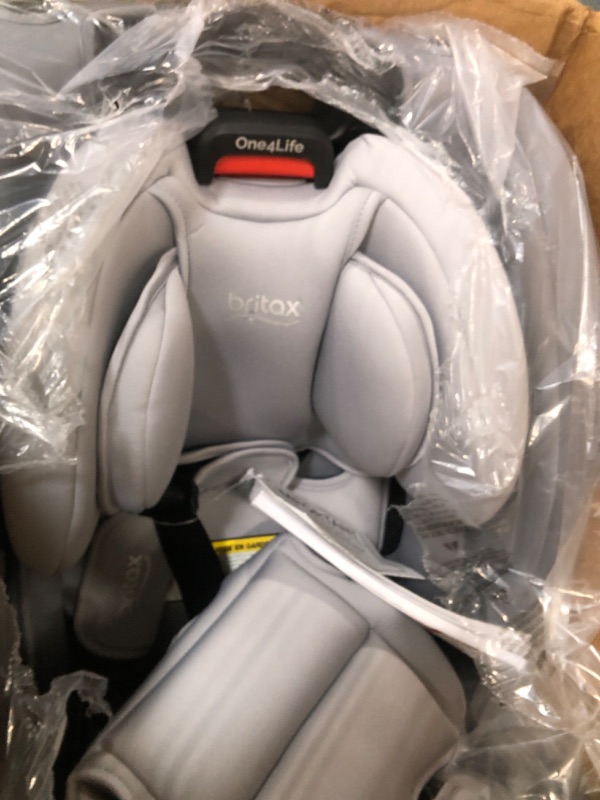 Photo 2 of Britax One4Life ClickTight All-In-One Convertible Car Seat
