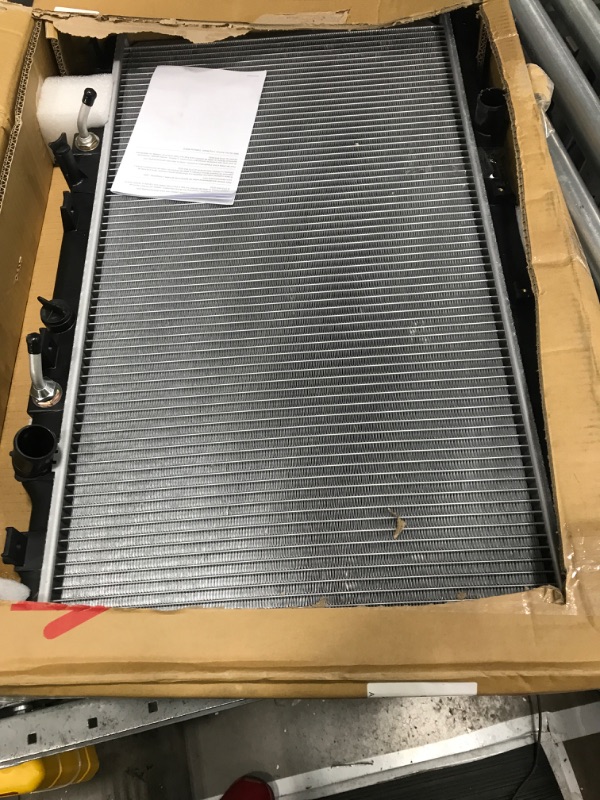 Photo 2 of Denso 221-3223 Radiator