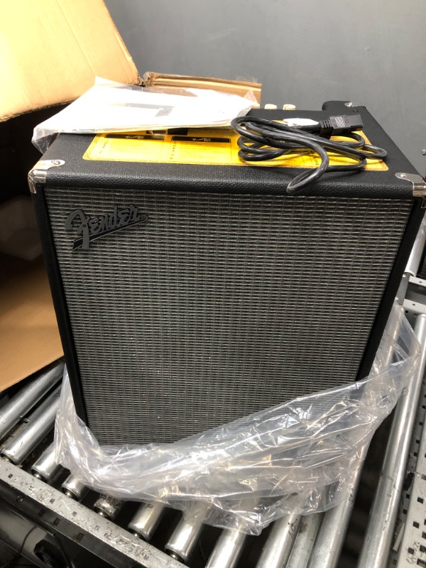 Photo 2 of ***NONREFUNDABLE - NOT FUNCTIONAL - FOR PARTS ONLY - SEE COMMENTS***
Fender Rumble 500 V3 Bass Amplifier 500 Combo Amplifier