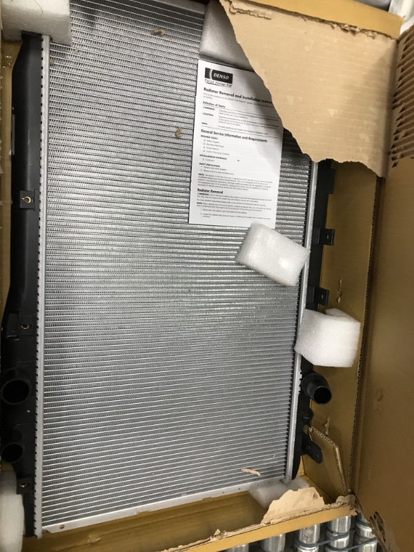 Photo 2 of Denso 221-3234 Radiator1014034157
LPNPMCD5217784
