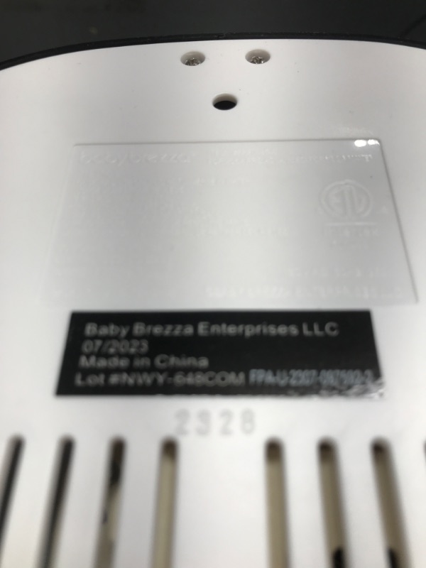 Photo 1 of Baby brezza