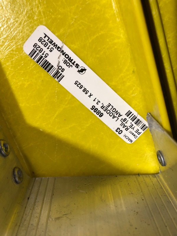 Photo 1 of ***USED - NO PACKAGING***
Louisville Ladder Fs2005 5 Ft. Fiberglass Step Ladder Type I 250 Lbs Load Capacity