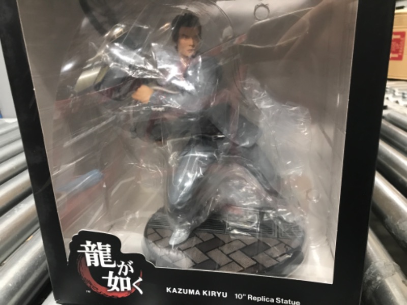 Photo 2 of Numskull SEGA Yakuza Like a Dragon Kazuma Kiryu Figure 11" 28cm Collectible Replica Statue - Official Yakuza Merchandise - Exclusive Limited Edition