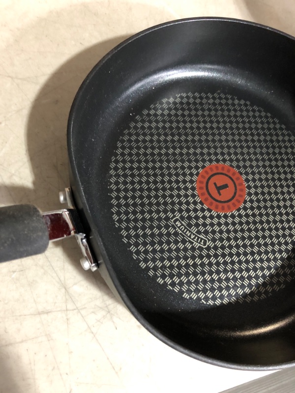 Photo 4 of *DENTED 
T-fal Ultimate Hard Anodized Nonstick Fry Pan 10 Inch