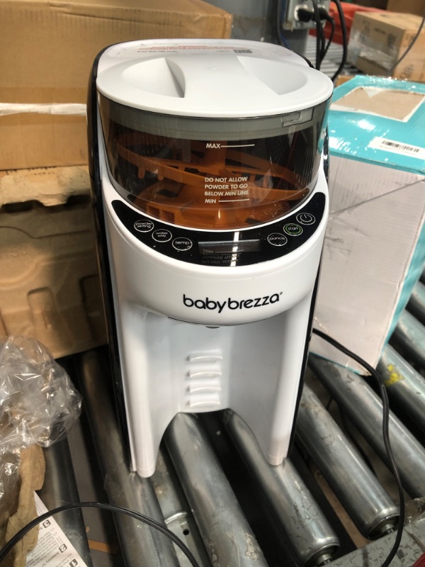 Photo 2 of Baby Brezza New and Improved Formula Pro Advanced Formula Dispenser Machine - Automatically Mix a Warm Formula Bottle Instantly - Easily Make Bottle with Automatic Powder Blending, White
