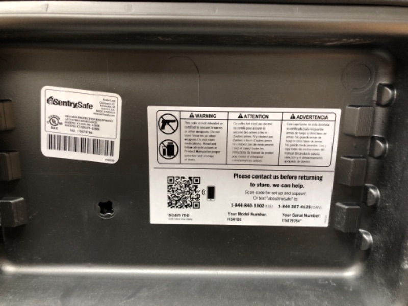 Photo 3 of ***USED - SCRATCHED - NO KEYS - KEYS MISSING***
Sentry Safe Safe Box, Fireproof Waterproof, File Folder and Document Safe, Ex. 14.3 x 15.5 x 13.5, Black