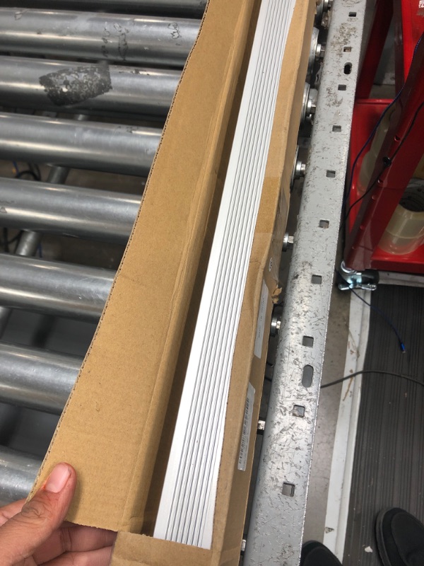 Photo 1 of 110-220V IP68 Explosion Proof LED Light/Tube Long 49.2" Waterproof CNC Industrial Machine Interner LED Lighting (40) 40.0 Watts