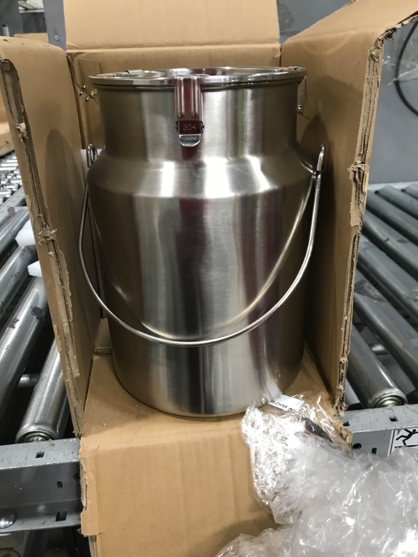 Photo 2 of 304 Stainless Steel Milk Can with Spigot 2.6 Gallon 10 Liter Metal Water Beverage Drink Dispenser Milk Pail Milk Bucket for Milk Wine Oil