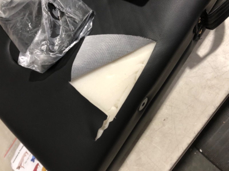 Photo 4 of ***USED - DAMAGED - SEE COMMENTS***
Premium Portable Foldable Massage Table with Wooden Feet