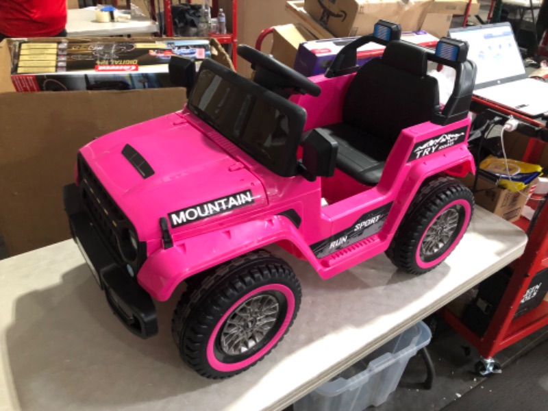 Photo 2 of ***USED - NO PACKAGING - DOESN'T POWER ON OR CHARGE - UNABLE TO TROUBLESHOOT***
Towallmark Officially Licensed AHL011,12V Kids Ride Jeep,Battery Powered Four-Wheel Ride Toy