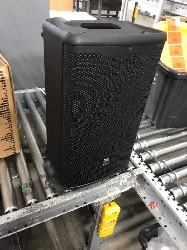 Photo 2 of JBL Professional EON710 Powered PA Loudspeaker with Bluetooth, 10-inch,Black 10-Inch Speaker Reinforcement